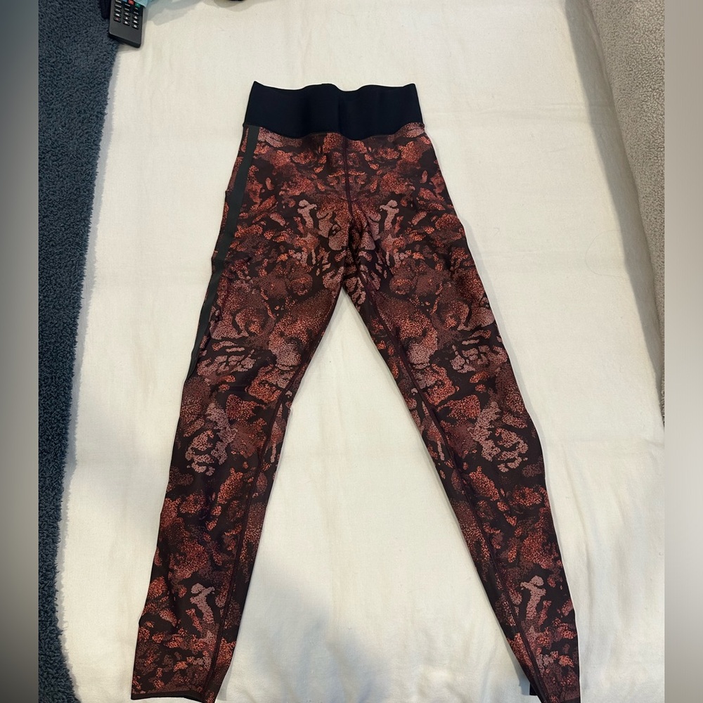 UltraCor high rise leggings size XS - Picture 2 of 6